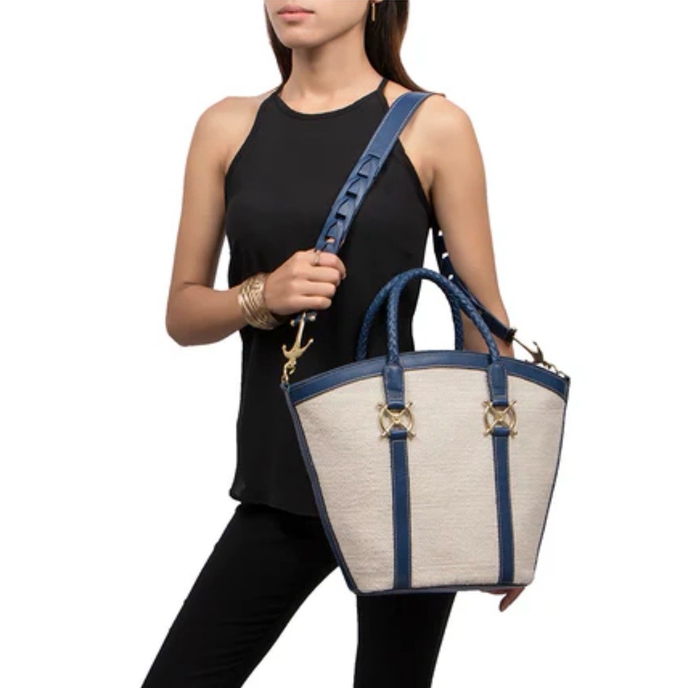 Hidesign Elegant Navy and Cream Crossbody Bag
